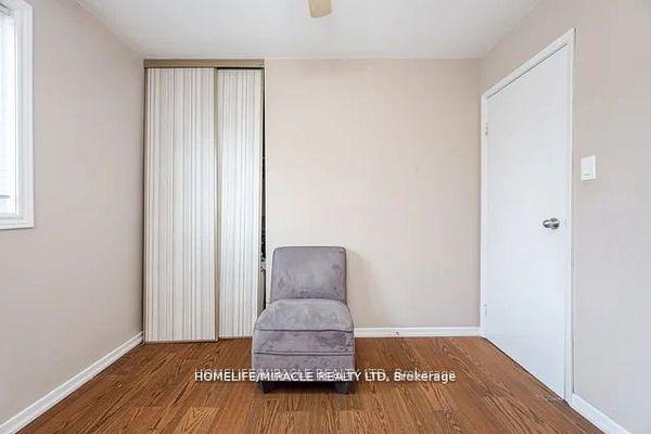 4 Bedrooms Condo at 7080 Copenhagen, Mississauga For sale