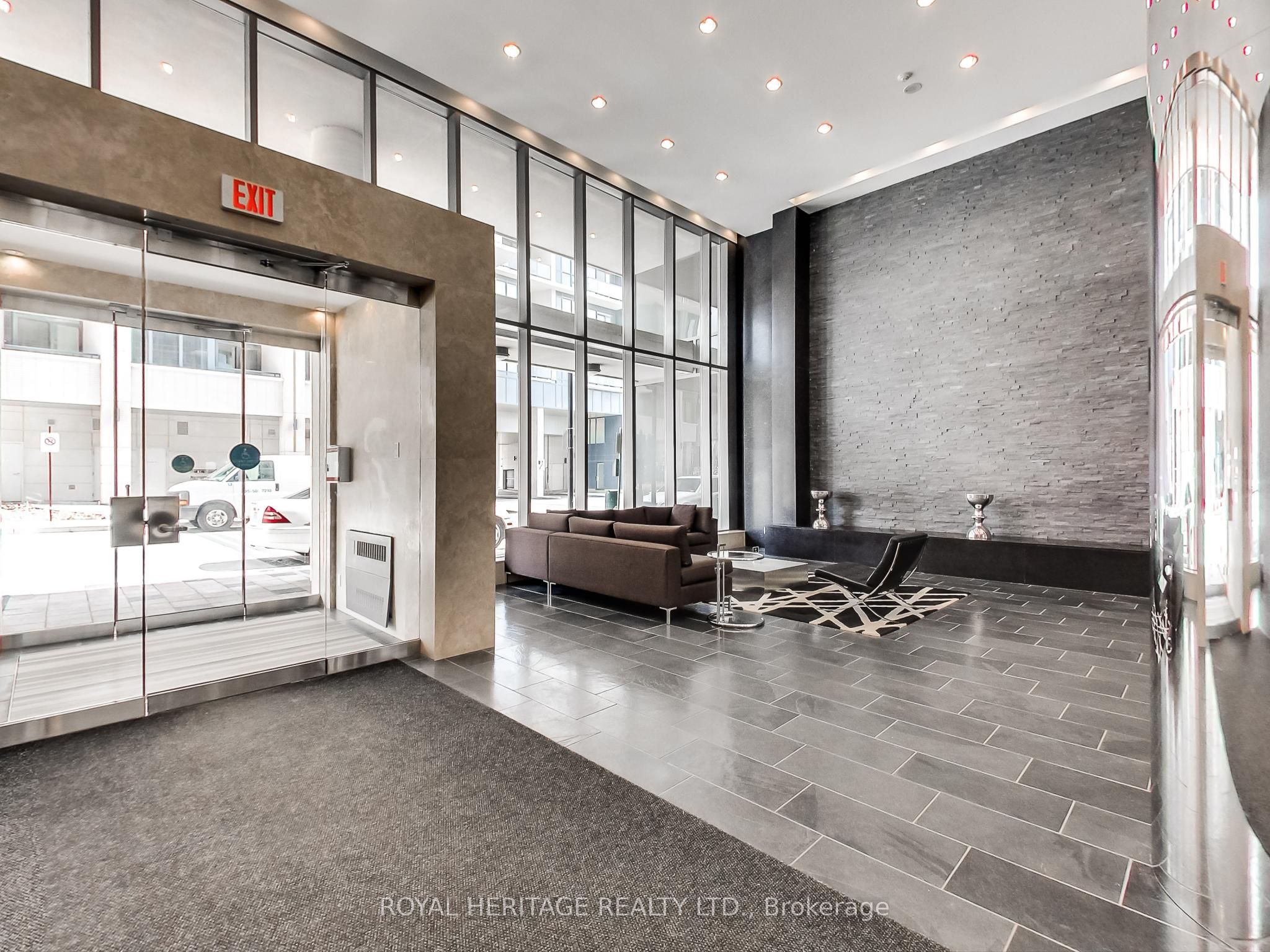 55 East Liberty Street, #605