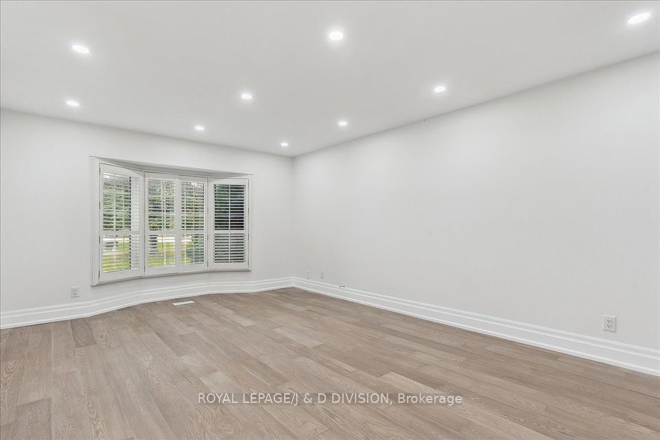 Living room - Seller used as dining room