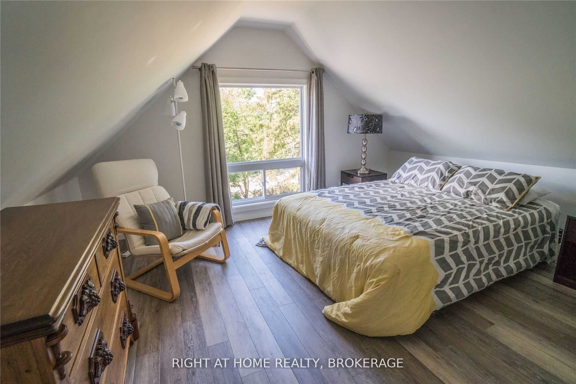 164 Trafalgar Road, #Loft