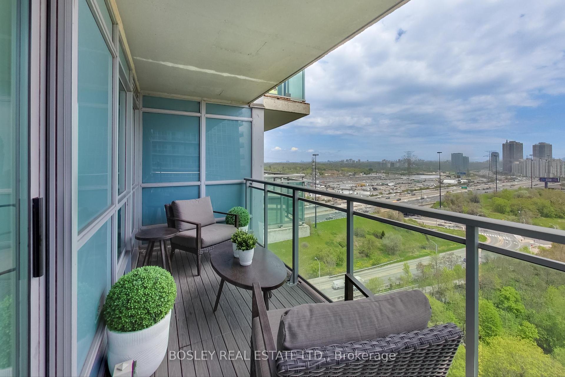 2 Bedrooms Condo at 185 Legion, Toronto For sale
