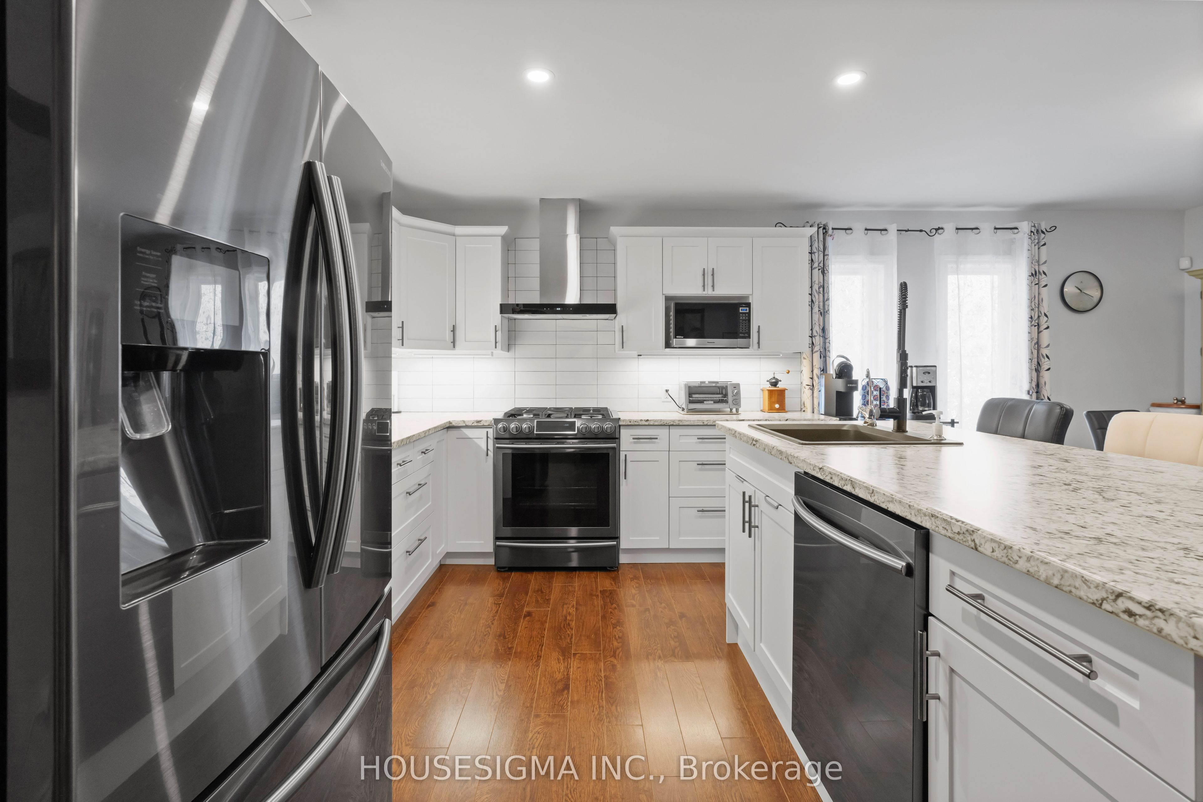 19 Dalewood Drive, St. Thomas St. Thomas