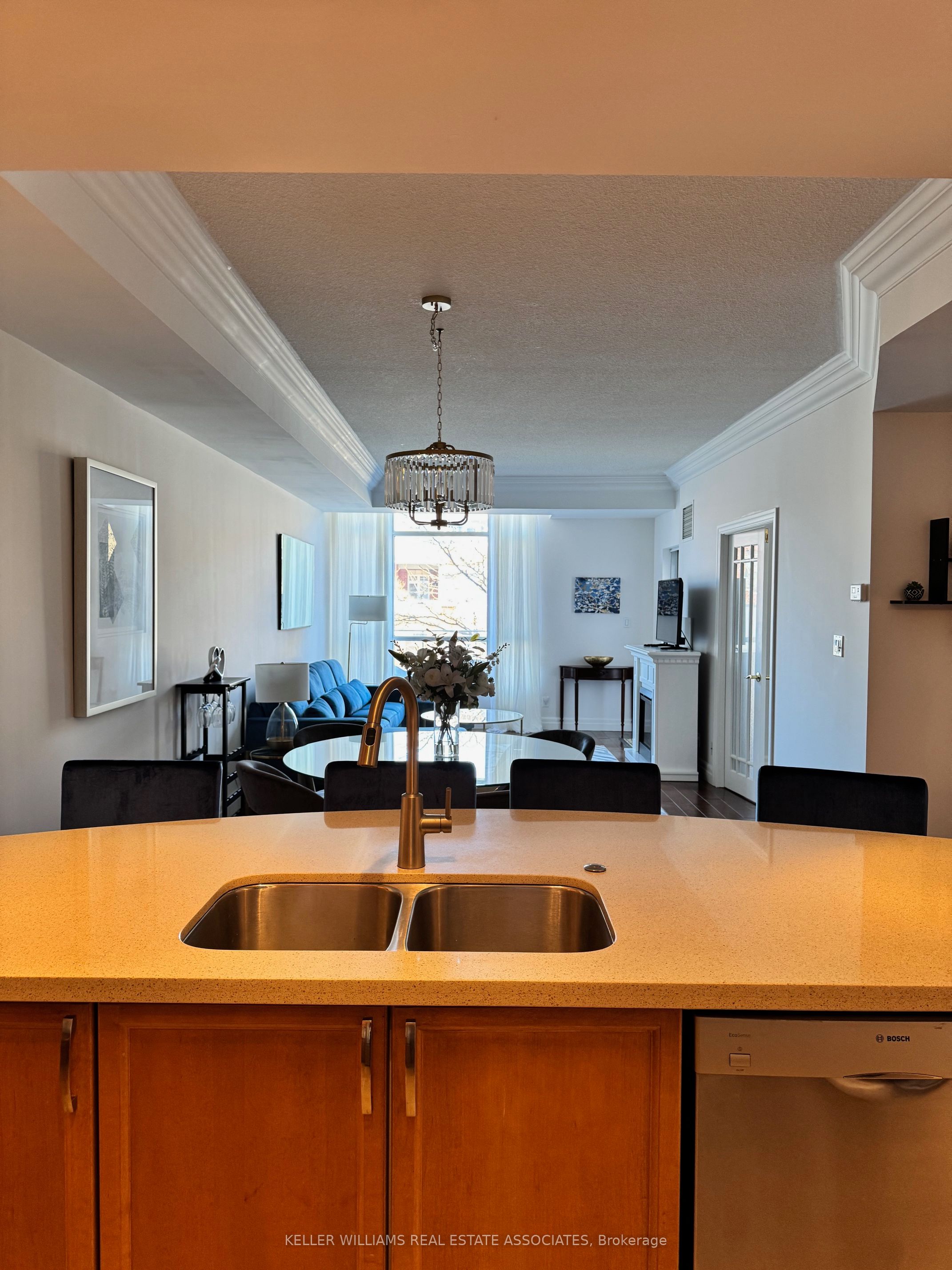 80 Port Street E, #208