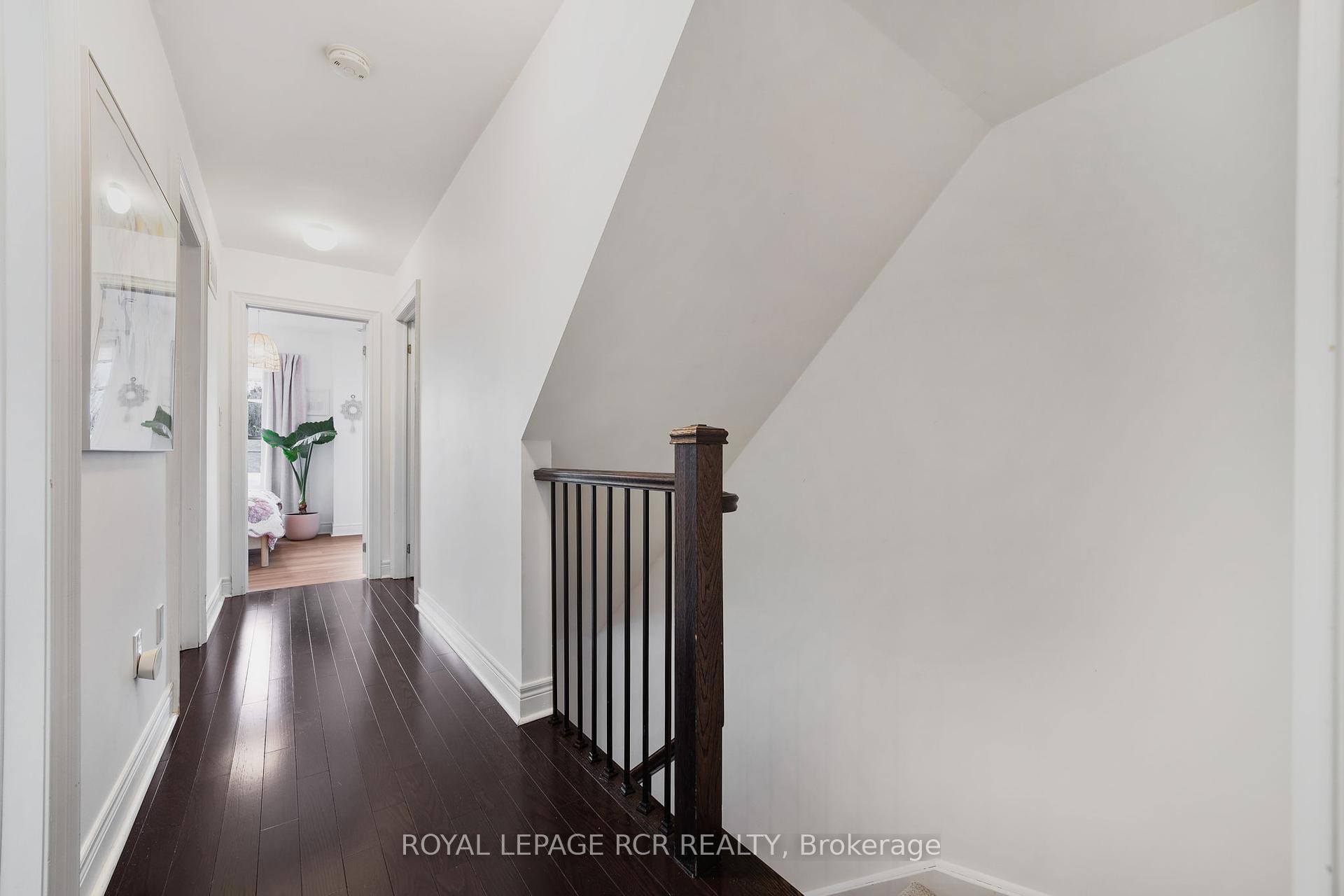 4 Bedrooms Condo at 8343 Kipling, Vaughan For sale