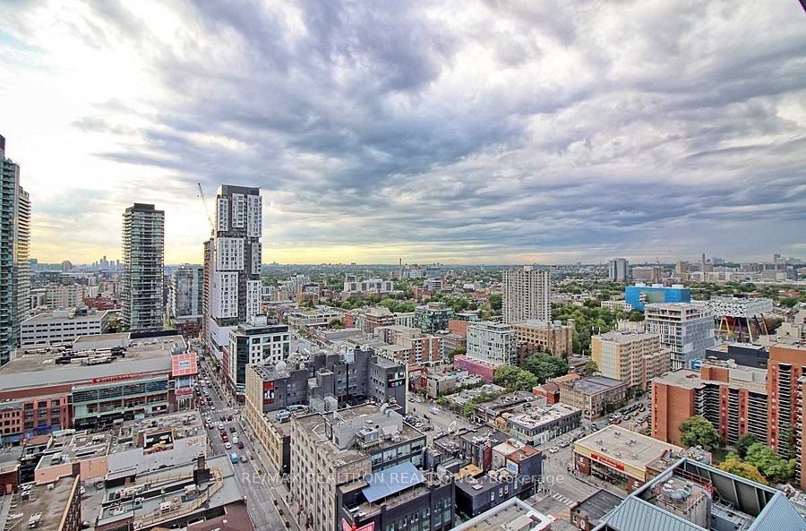 199 Richmond Street W, #2506