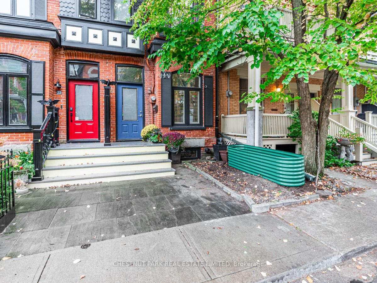 21 Salisbury Avenue, Toronto, ON M4X 1C3