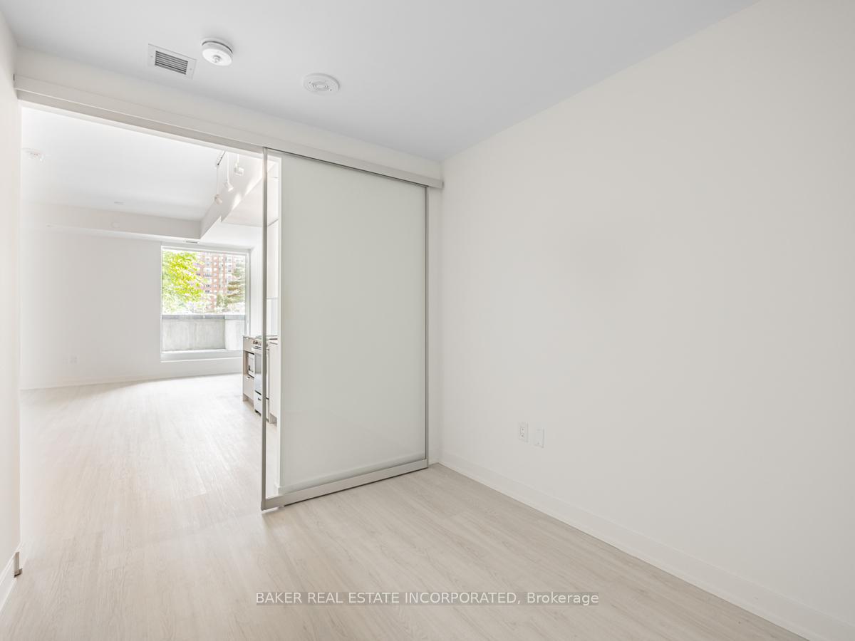 4 Bedrooms Condo at 3883 Quartz,  Mississauga For sale