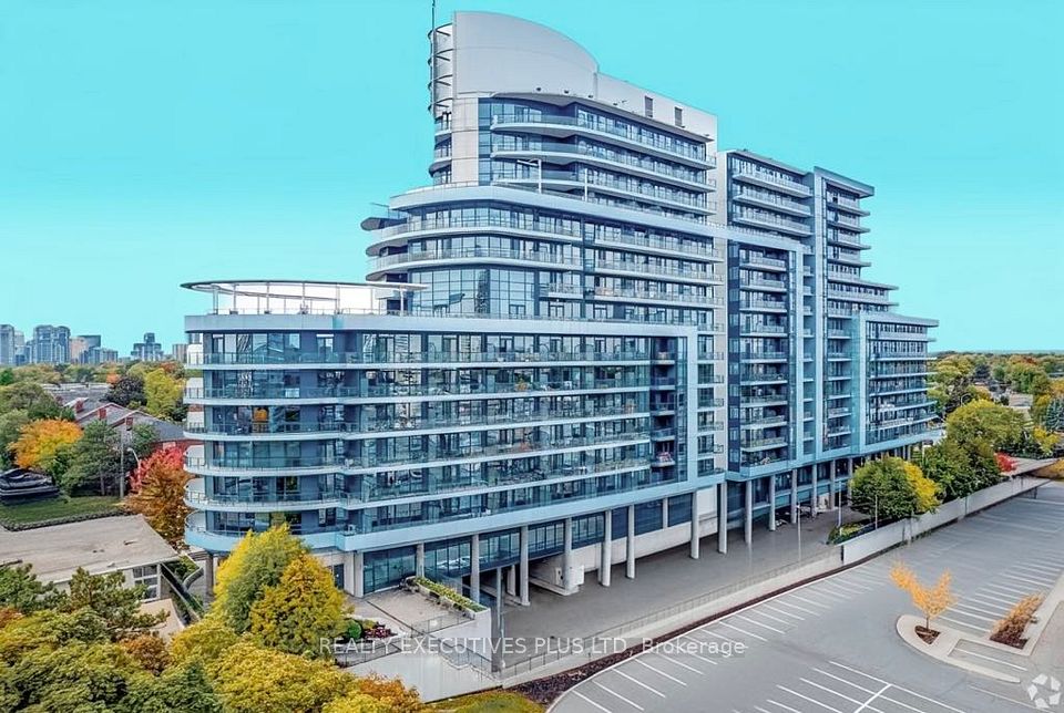 2885 Bayview
