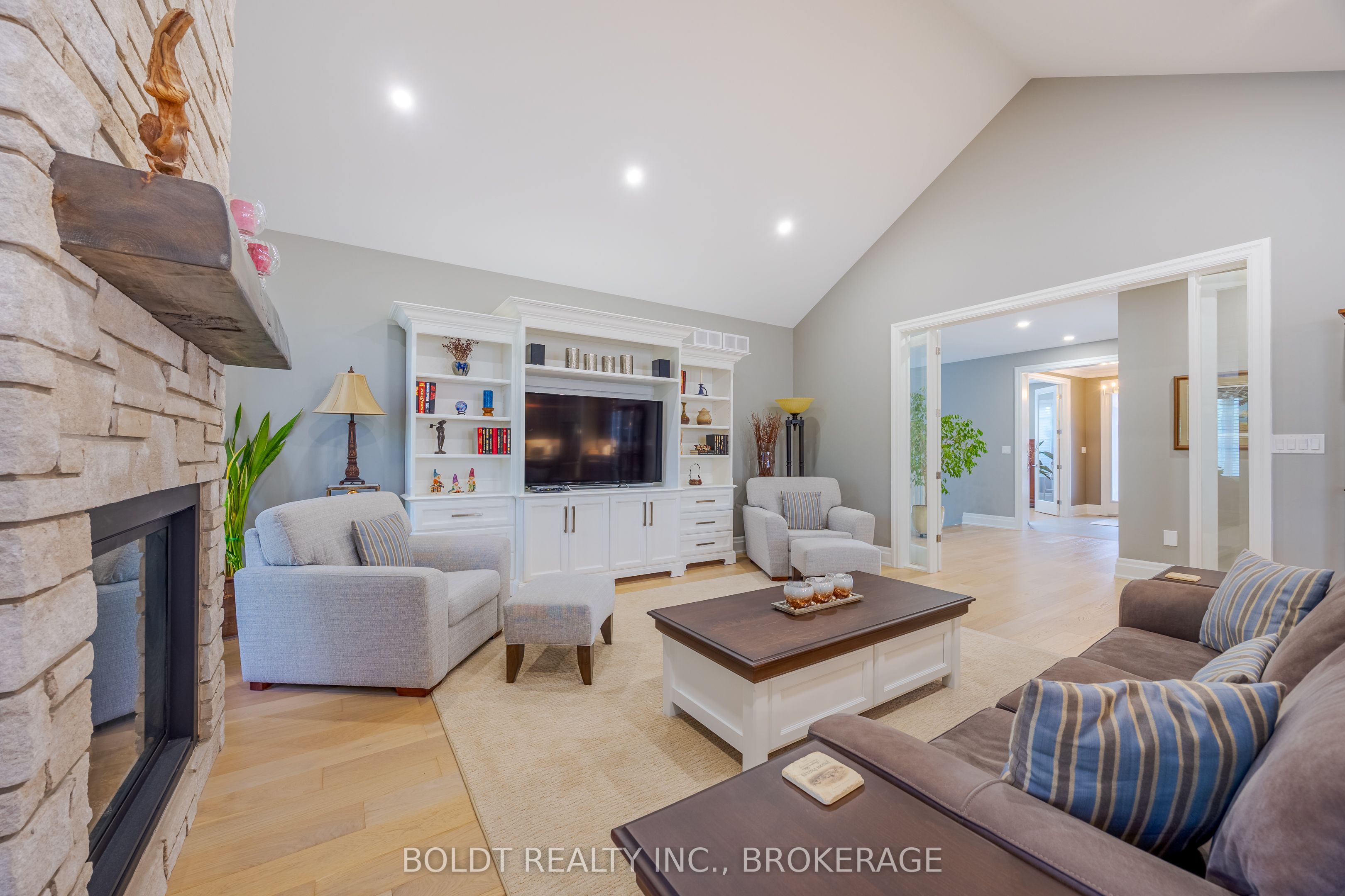 22 Joyce Crescent
