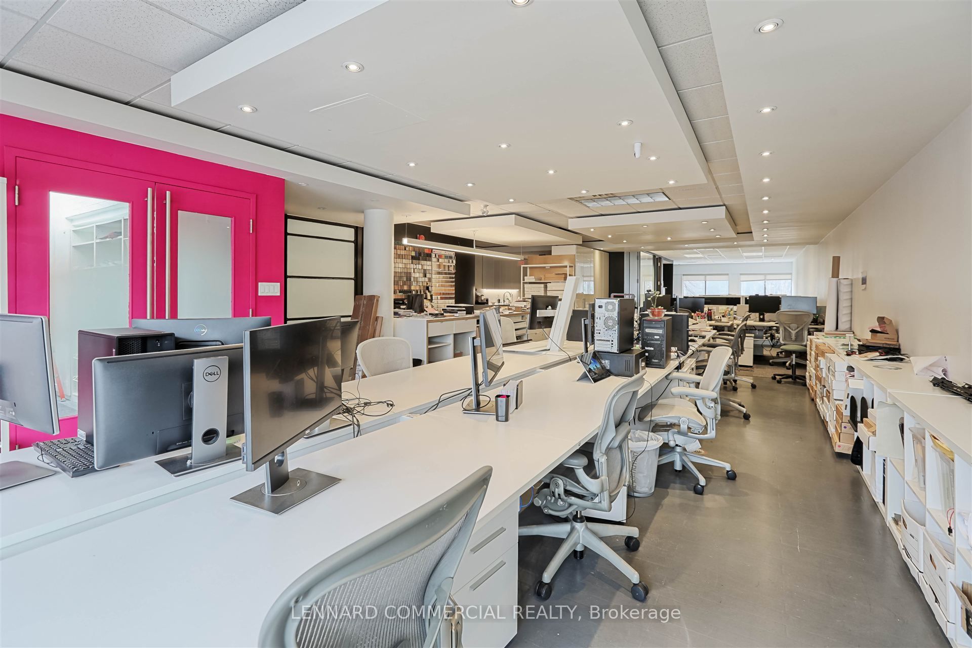354 Davenport Road, #200