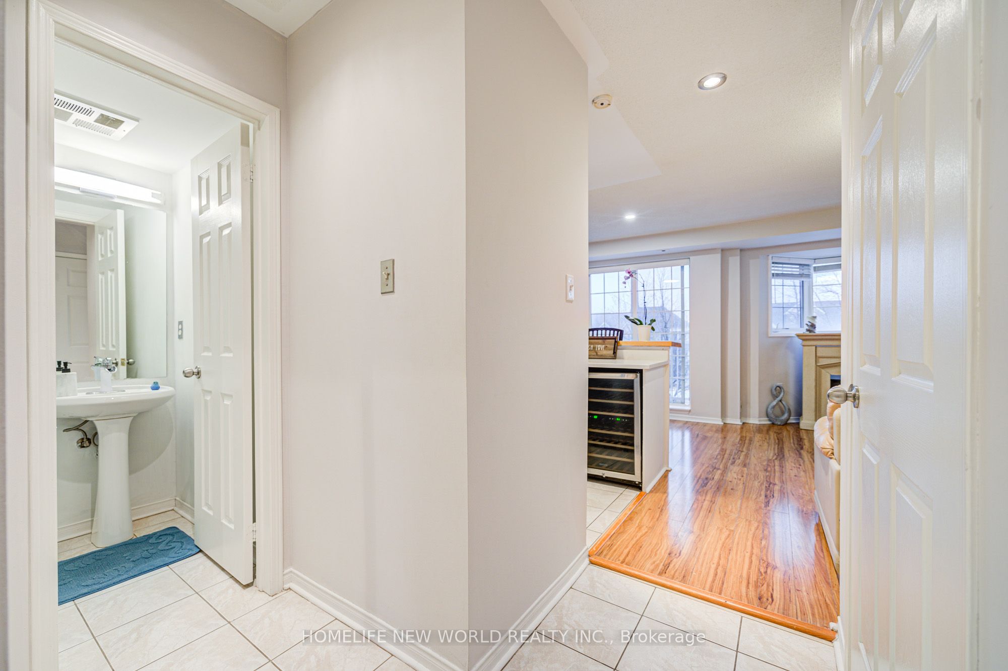 15 Cornell Meadows Avenue, #A206