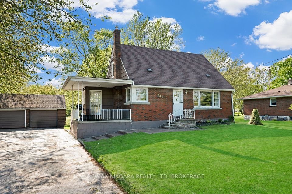958 SILVER BAY Road, Port Colborne, ON L3K 5V3