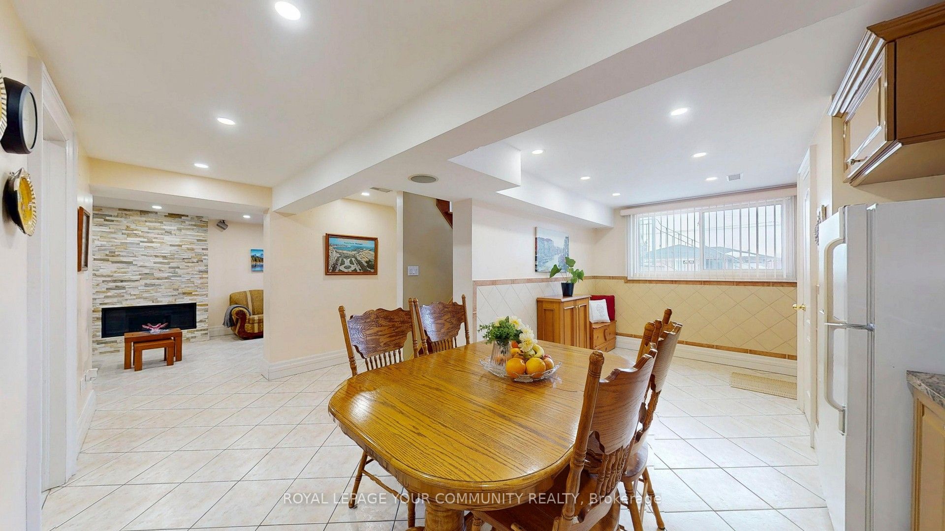 75 Brewster Crescent