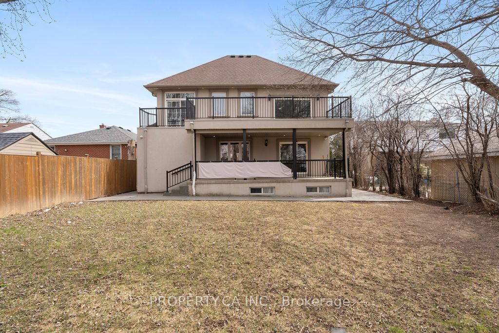 20 Woodward Avenue