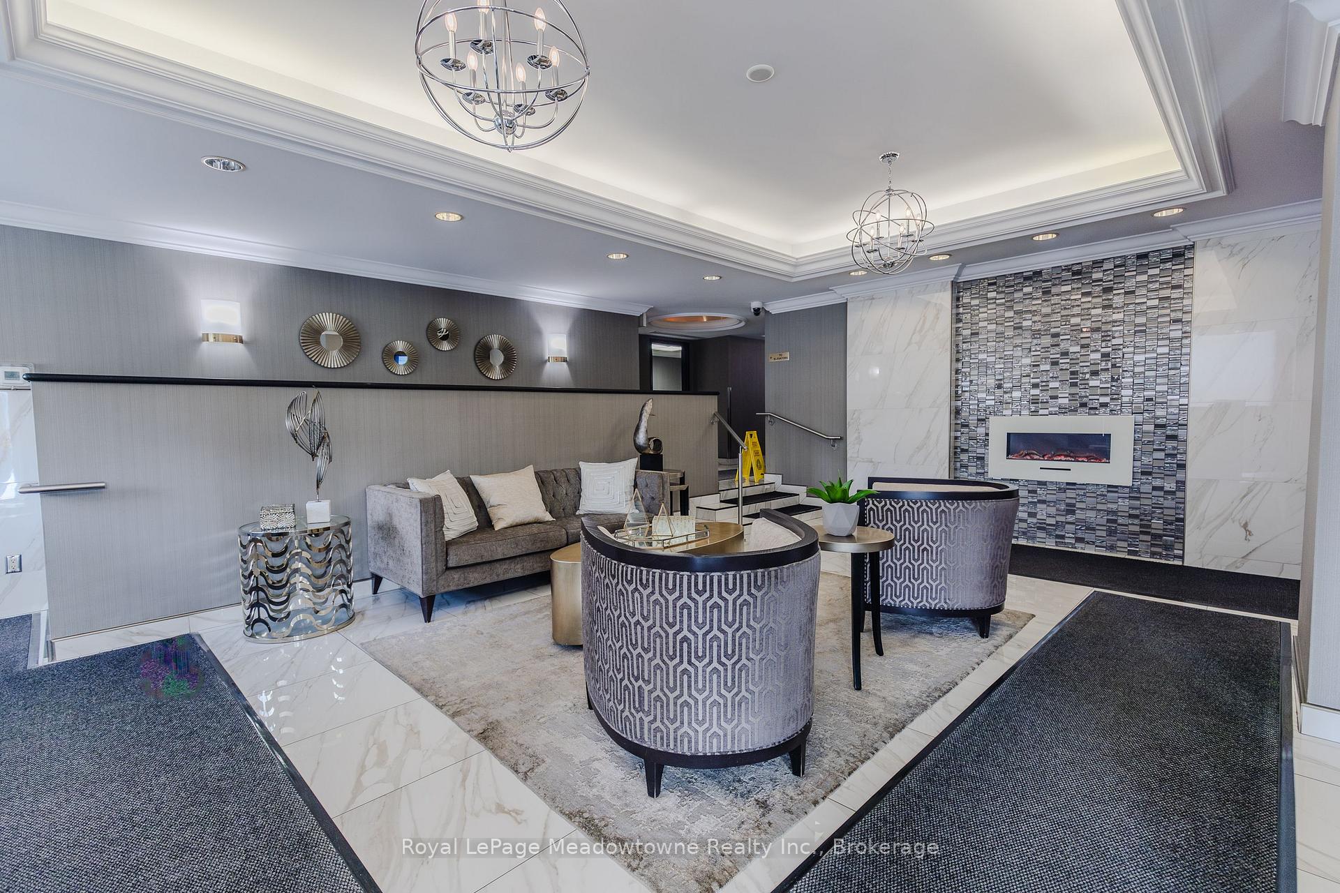 2 Bedrooms Condo at 1801 Bayview, Toronto For sale