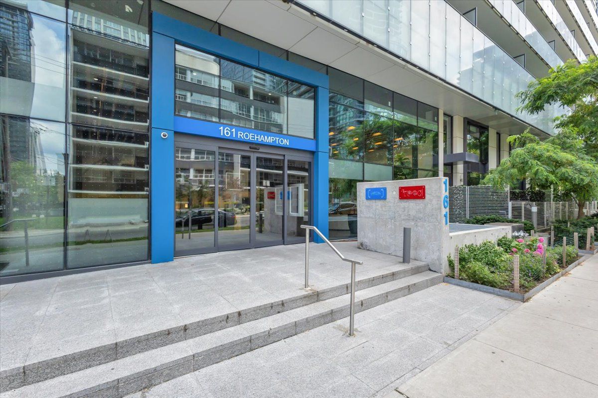 161 Roehampton Avenue 3301