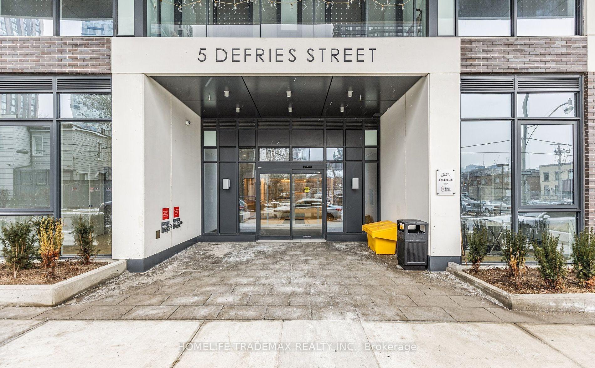 2 Bedrooms Condo at 5 Defries, Toronto For sale