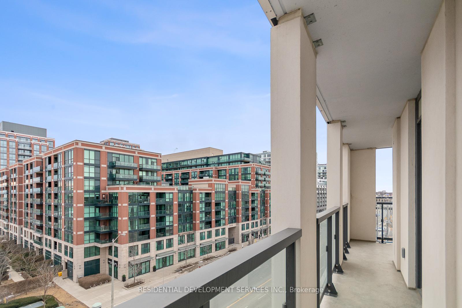 3 Bedrooms Condo at 500 Wilson,  Toronto For sale