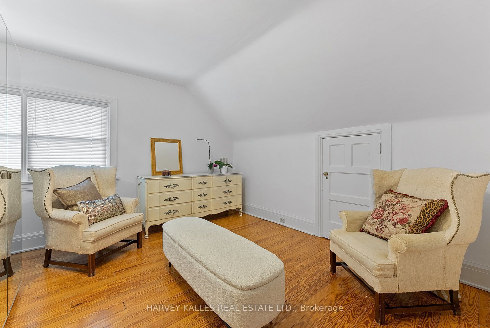 240 Russell Hill Road