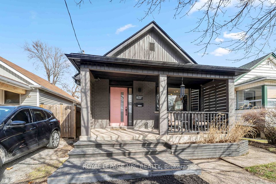 44 Grantham Avenue, St. Catharines, ON L2P 3B4