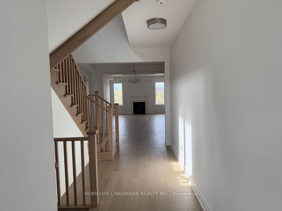 25 Spring Oak Crescent, Markham, ON L6C 1L2