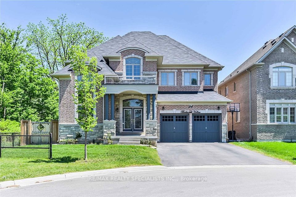 54 Berkwood Hollow