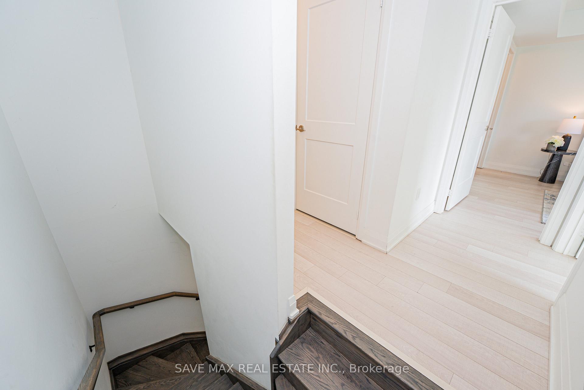 3 Bedrooms Condo at 155 Downsview Park, Toronto For sale