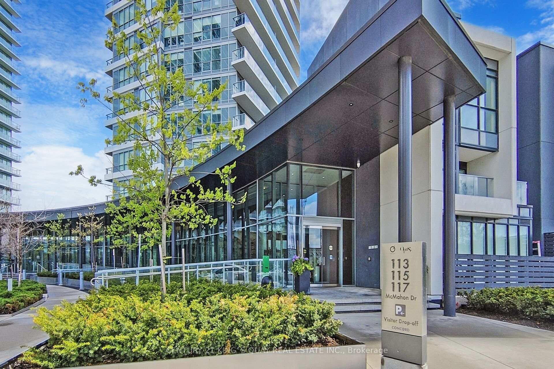 3 Bedrooms Condo at 115 McMahon, Toronto For sale