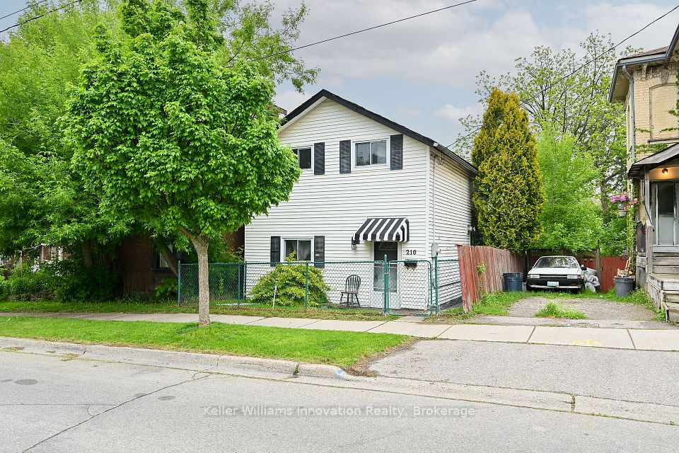 210 Darling