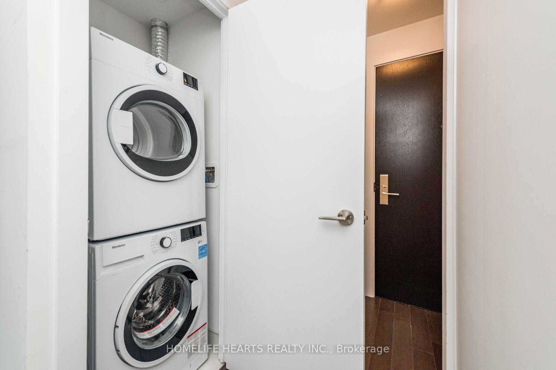 2 Bedrooms Condo at 181 Bedford, Toronto For sale