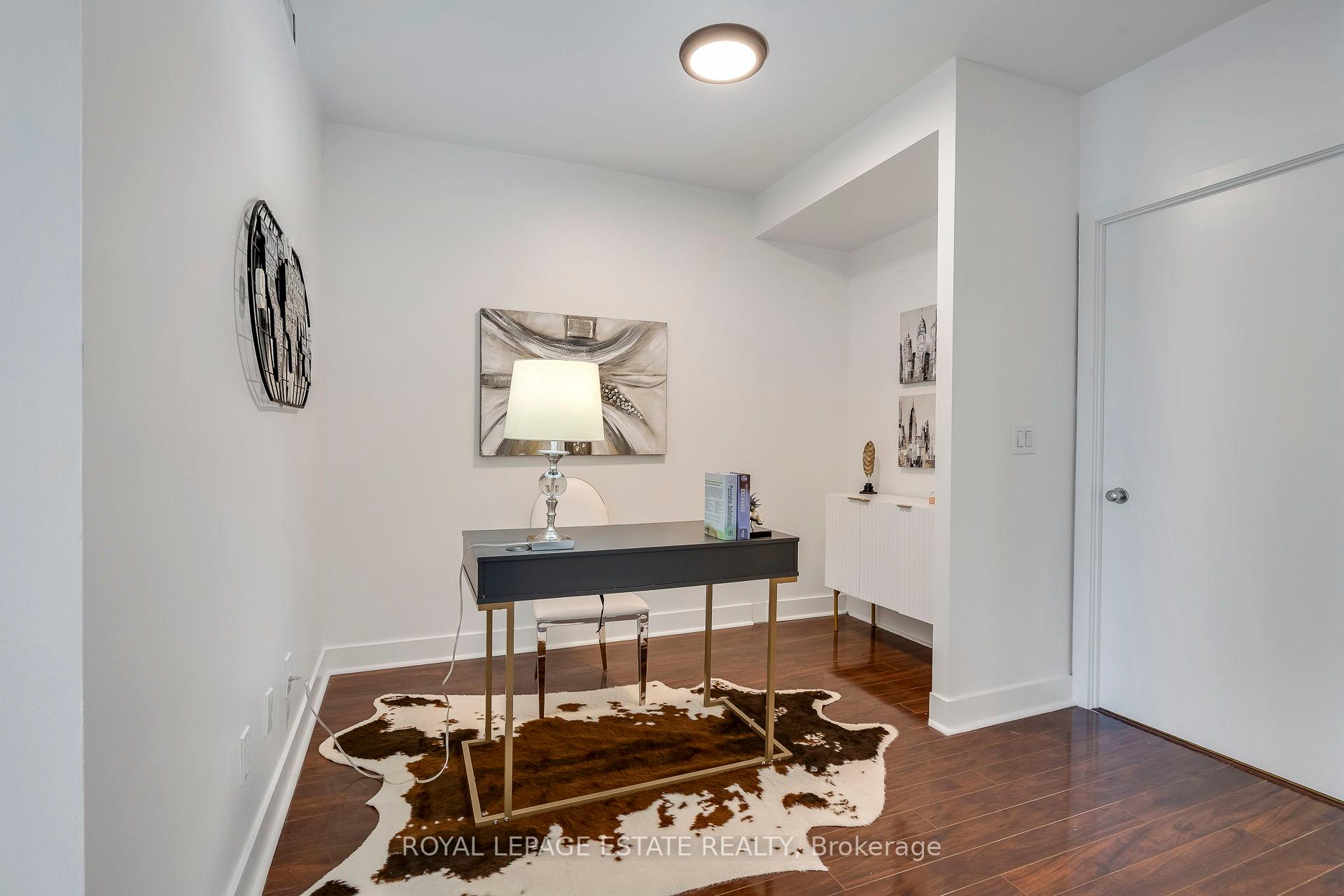 2 Bedrooms Condo at 168 King, Toronto For sale
