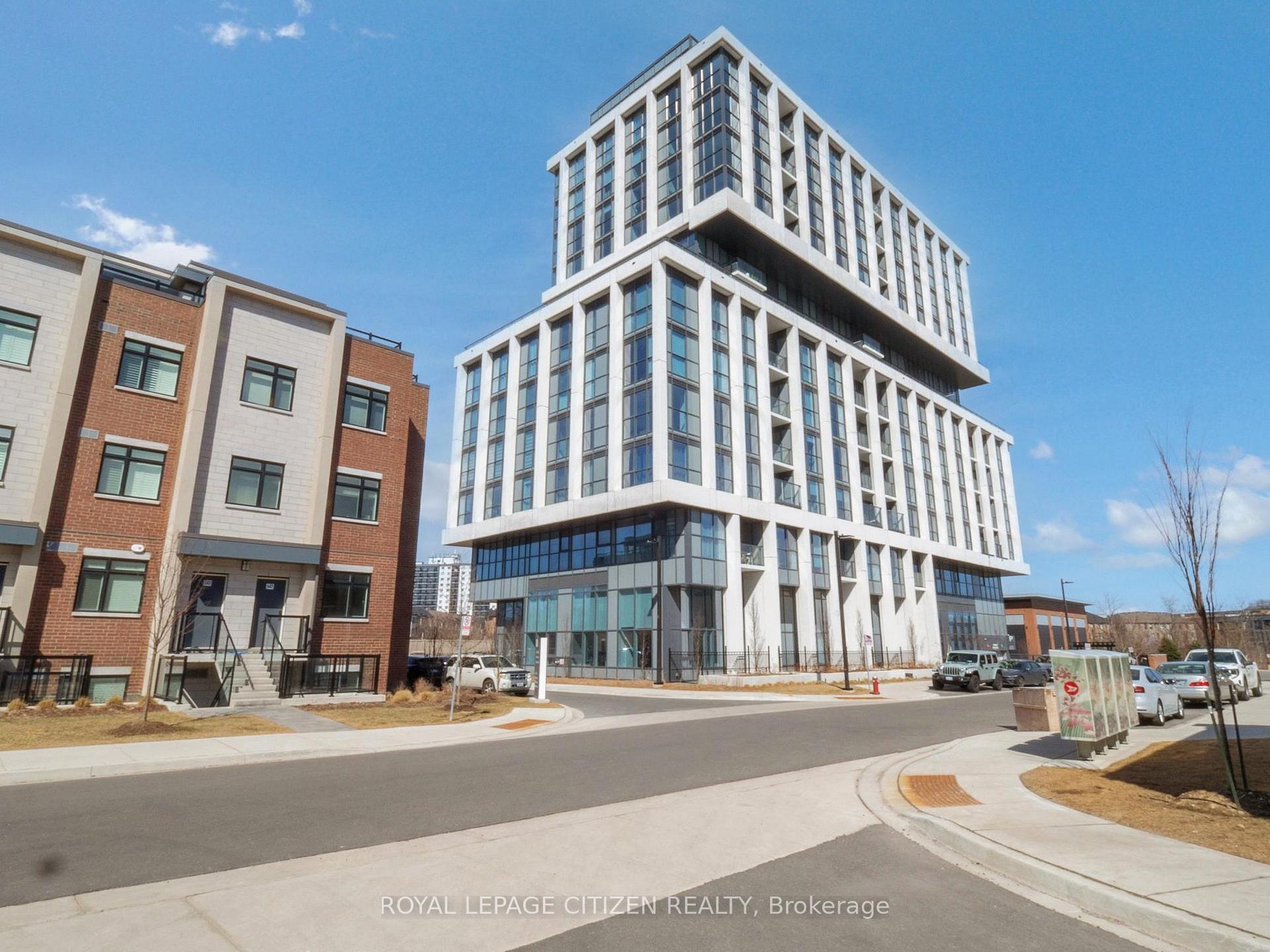 2 Bedrooms Condo at 1063 Douglas Mccurdy Comm, Mississauga For sale
