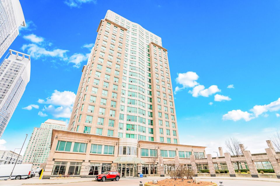 8 Lee Centre