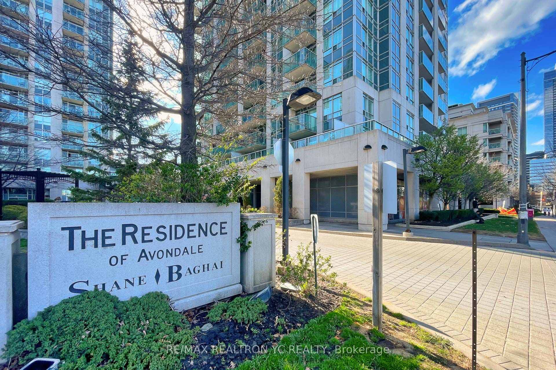 1 Bedroom Condo at 18 Harrison Garden, Toronto For sale
