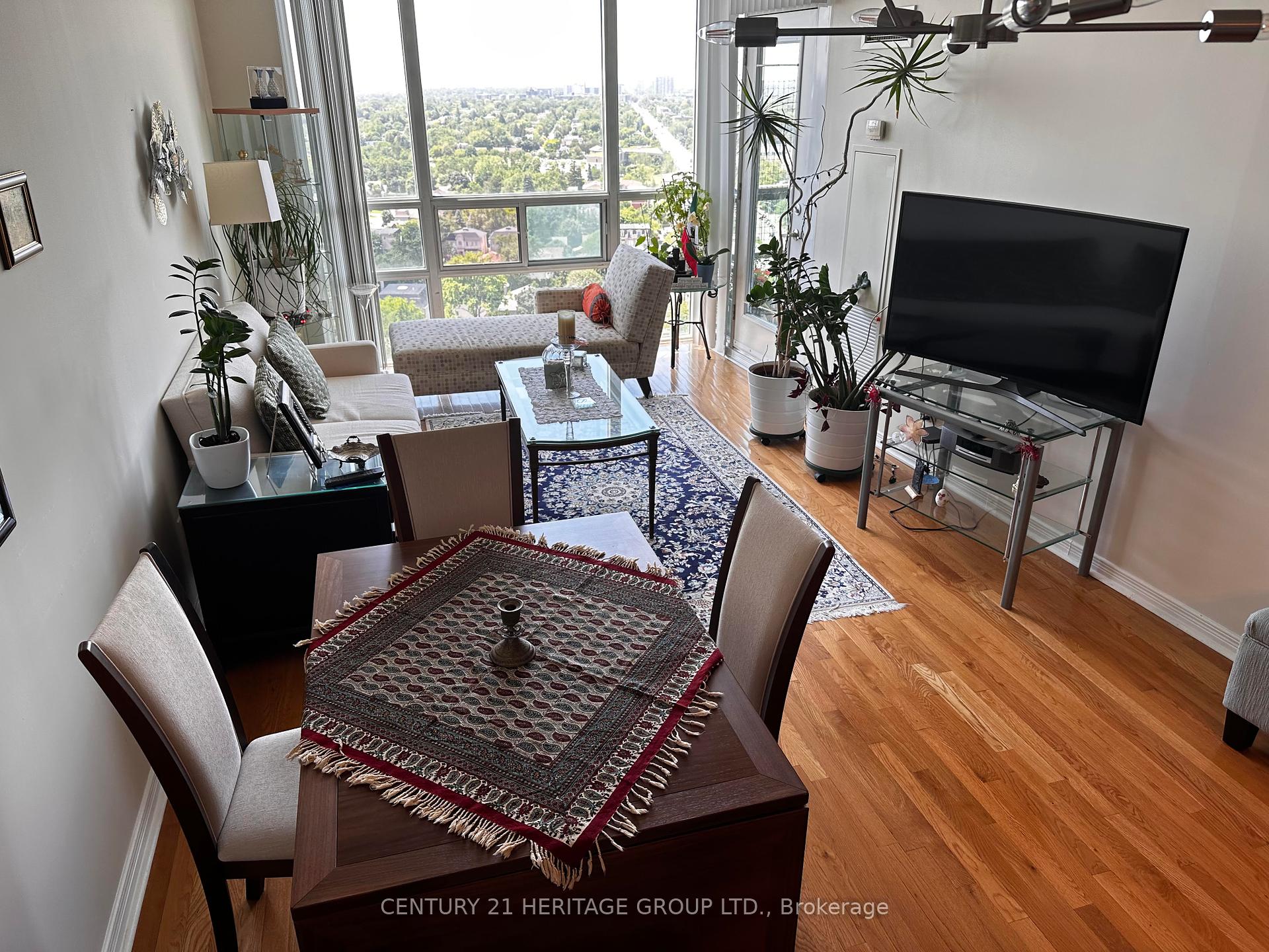 1 Bedroom Condo at 509 Beecroft, Toronto For sale