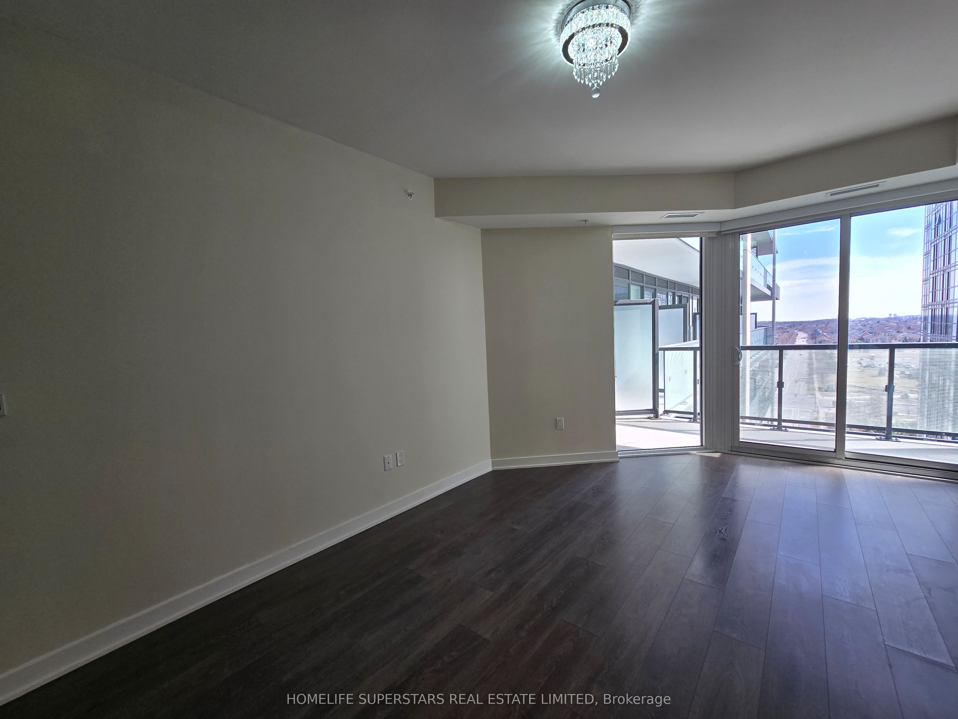 85 Oneida Crescent, #1113