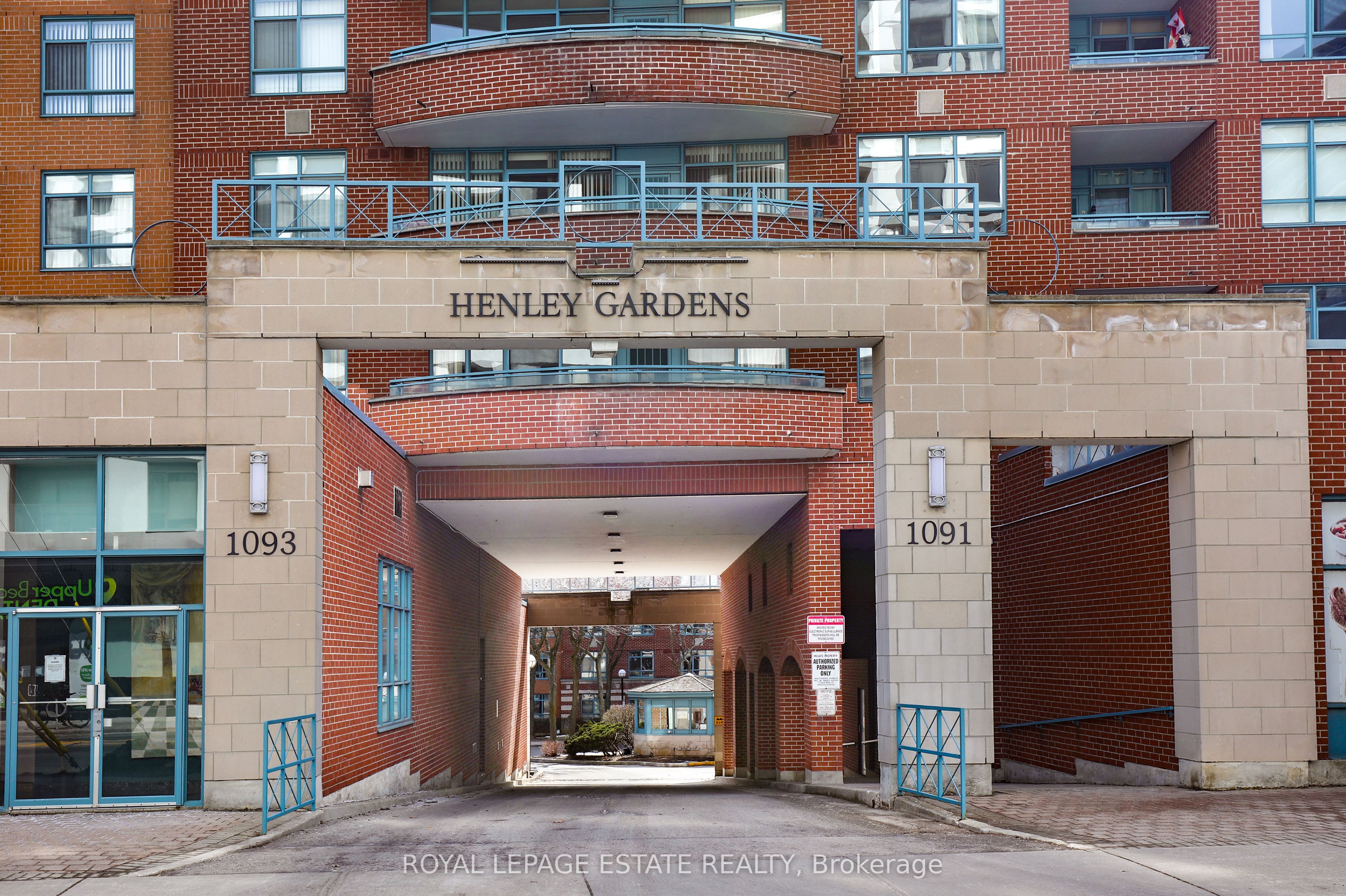 1093 Kingston Road, #808