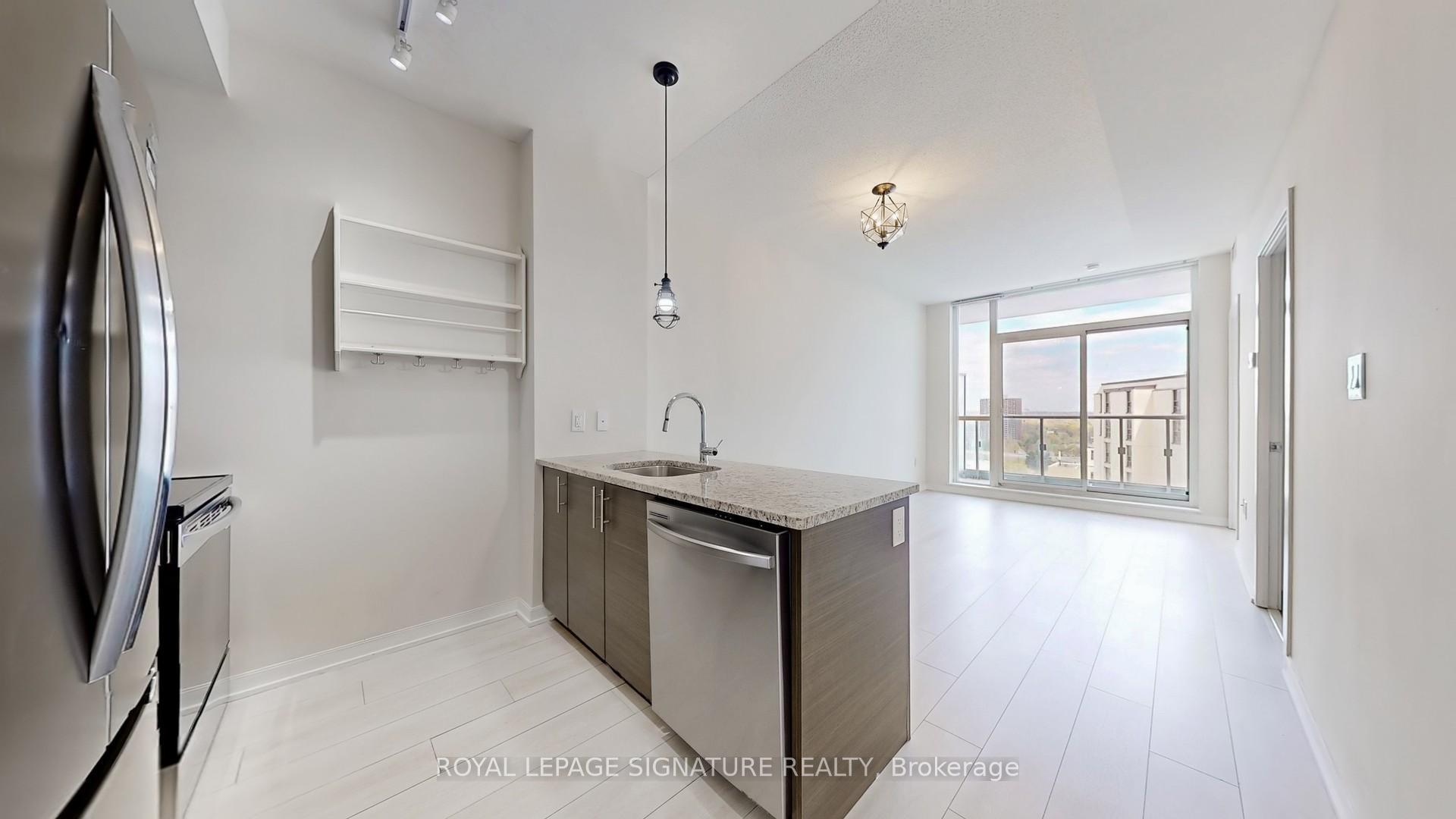 2 Bedrooms Condo at 70 Forest Manor, Toronto For sale