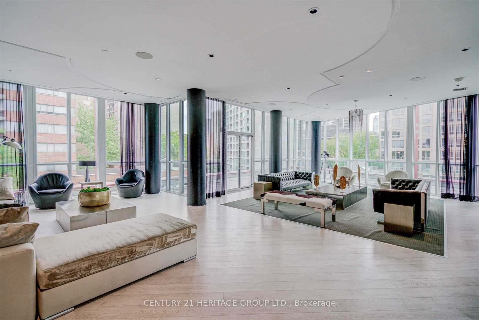32 Davenport Road, #2508