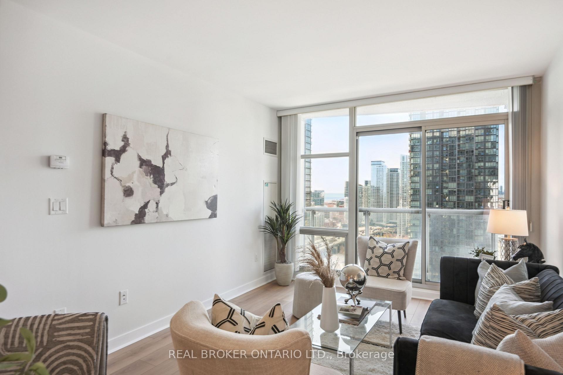 2 Bedrooms Condo at 10 Navy Wharf, Toronto For sale
