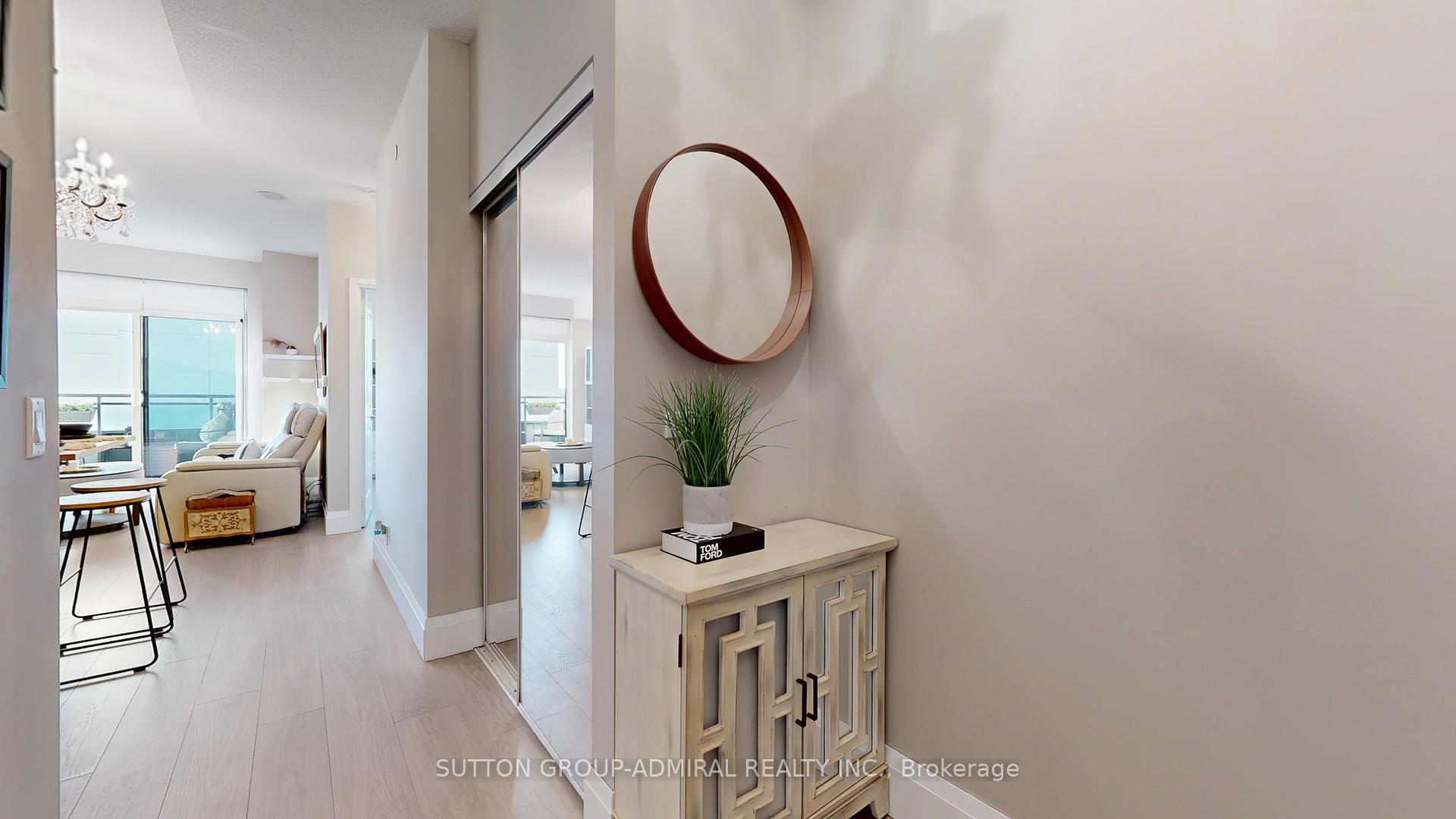 1 Bedroom Condo at 7890 Bathurst, Vaughan For sale