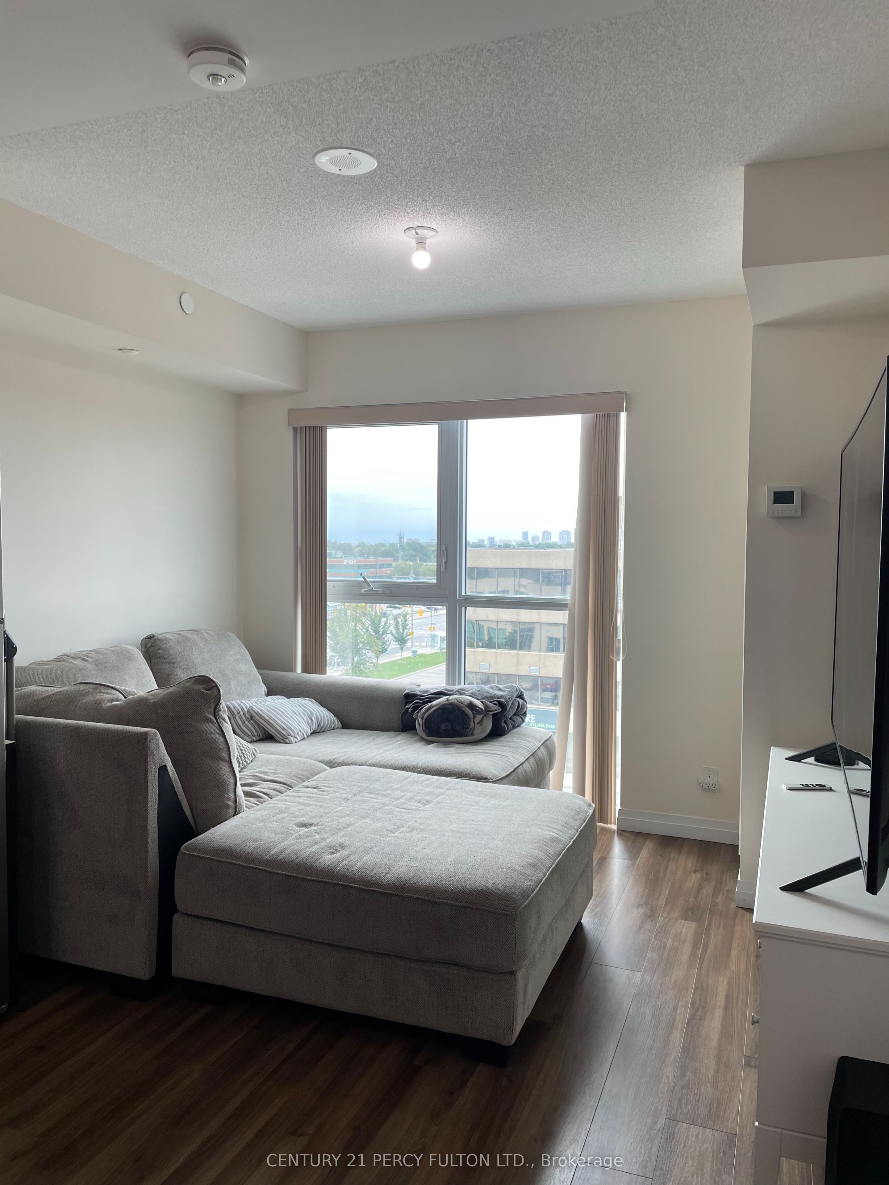 2150 Lawrence Avenue E, #606