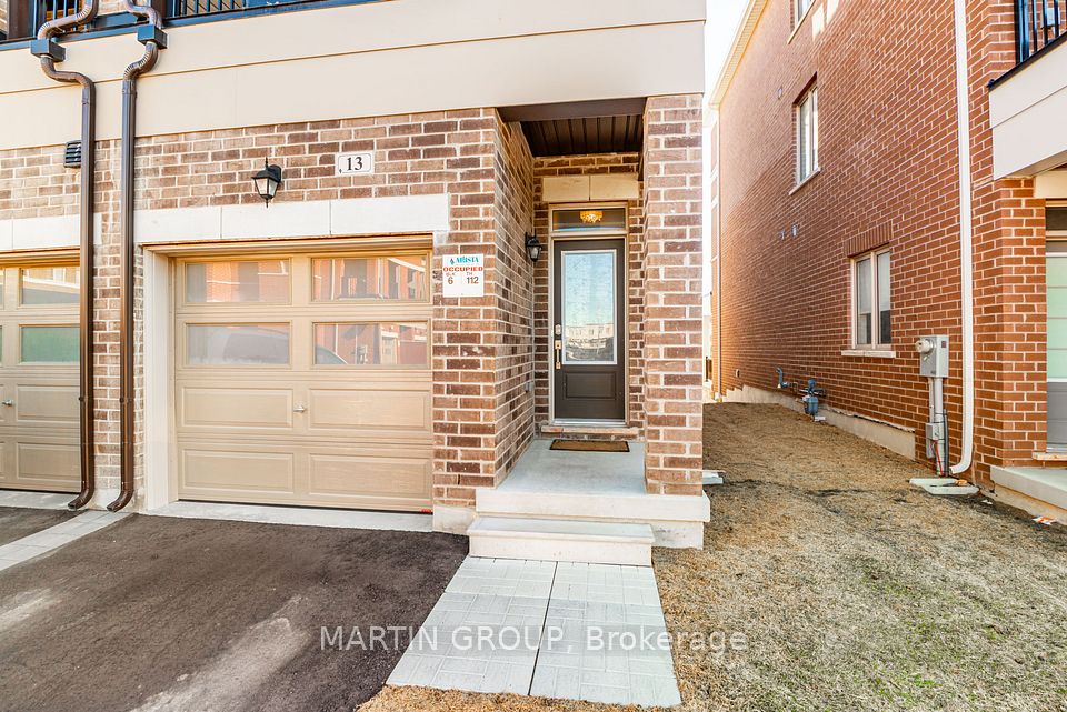 13 Carneros Way, Markham, ON L6B 1R2