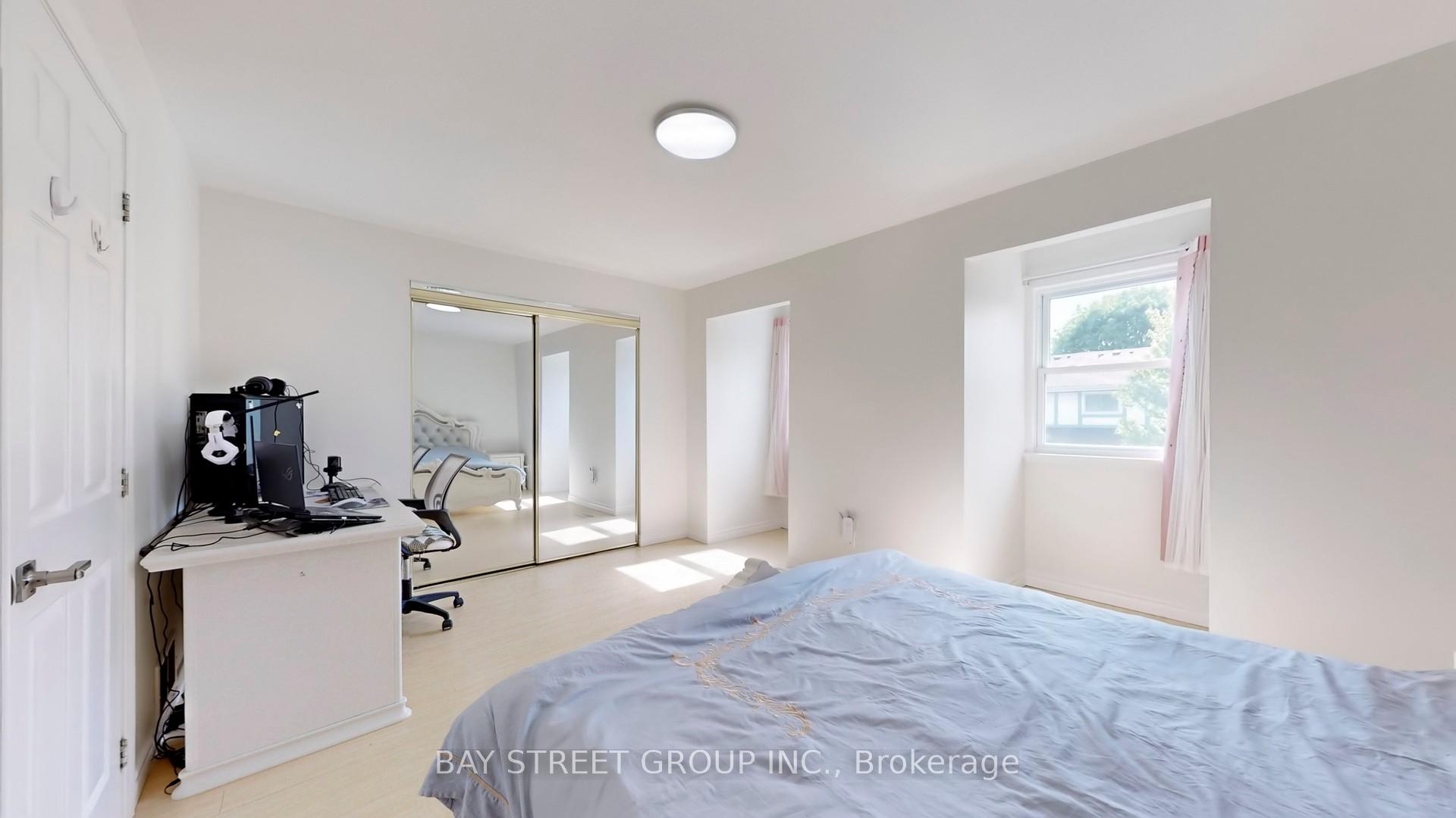 3 Bedrooms Condo at 99 Brimwood, Toronto For sale