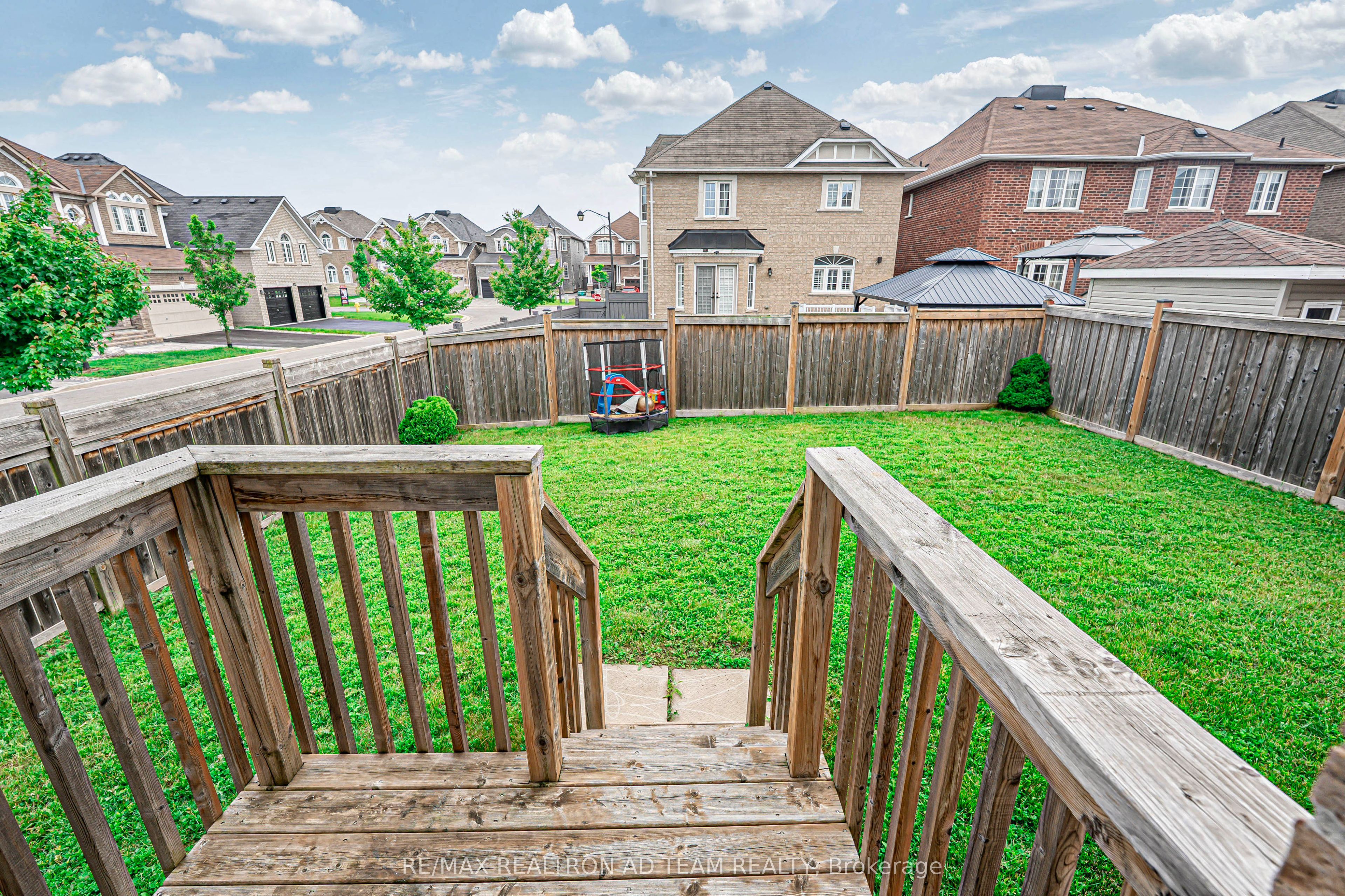 35 Mccourt Drive