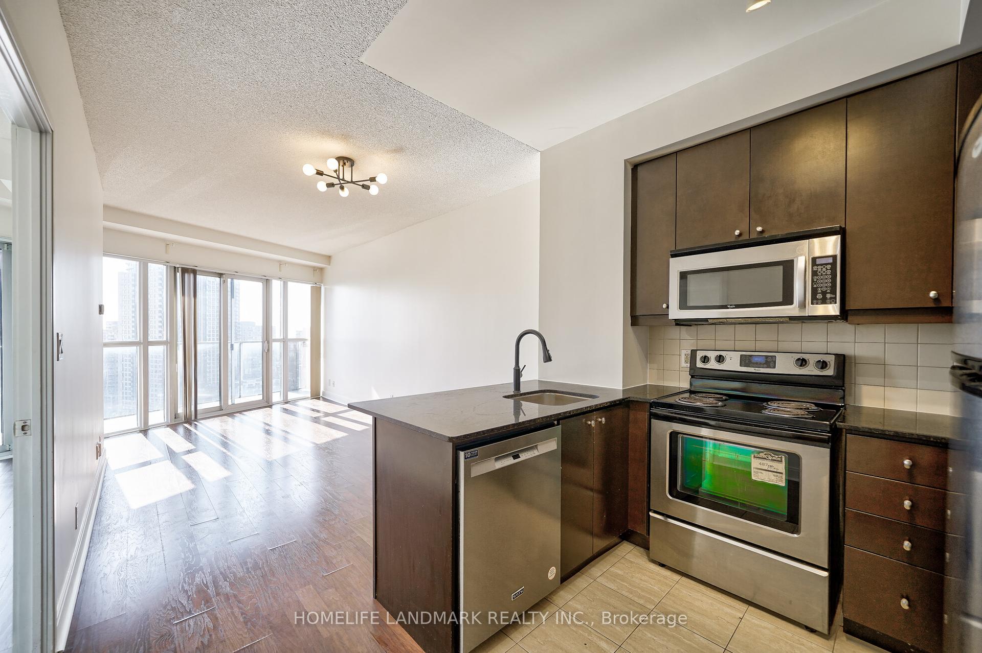1 Bedroom Condo at 60 Absolute,  Mississauga For sale