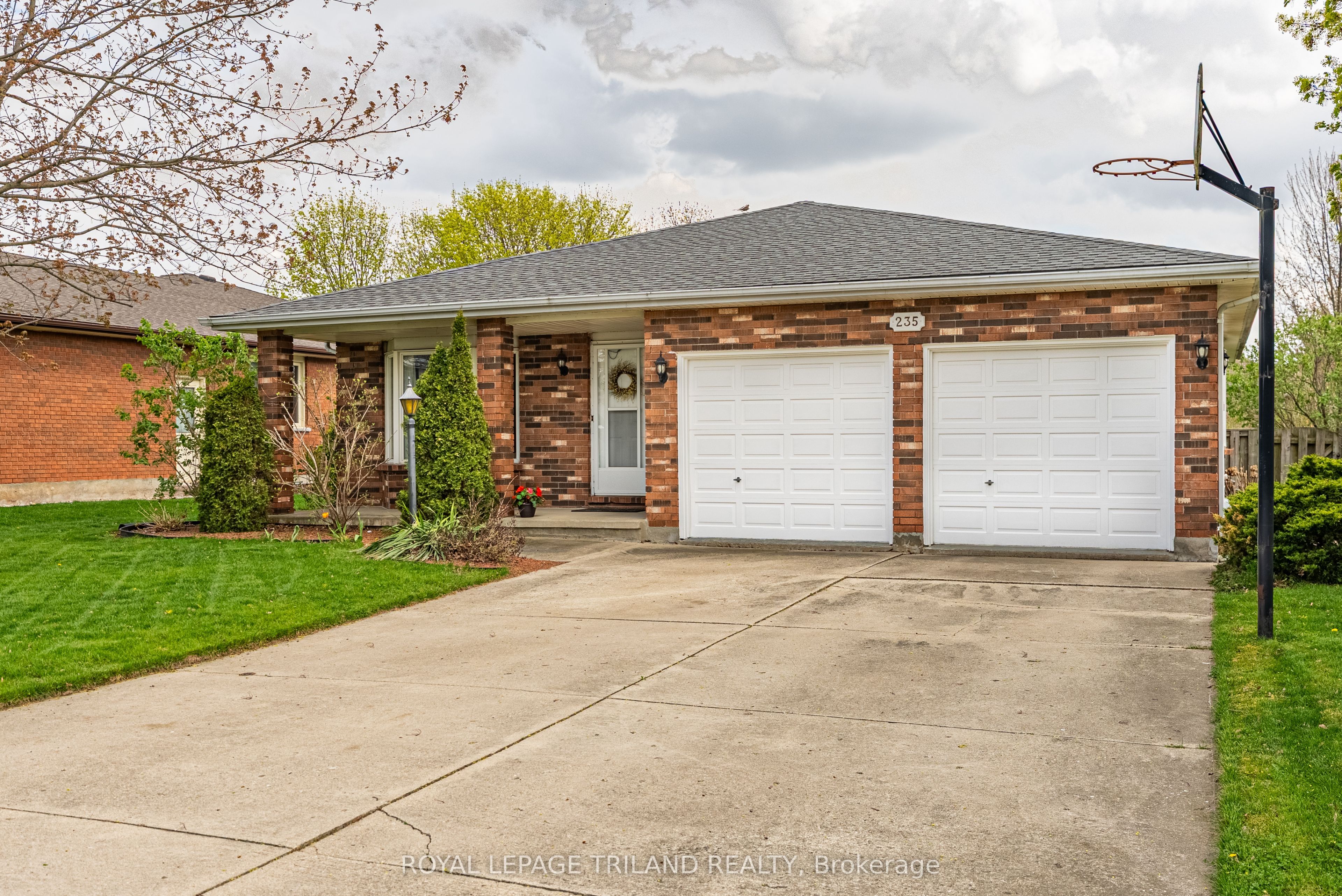 235 Mitchell Avenue, Thames Centre, ON N0L 1G3