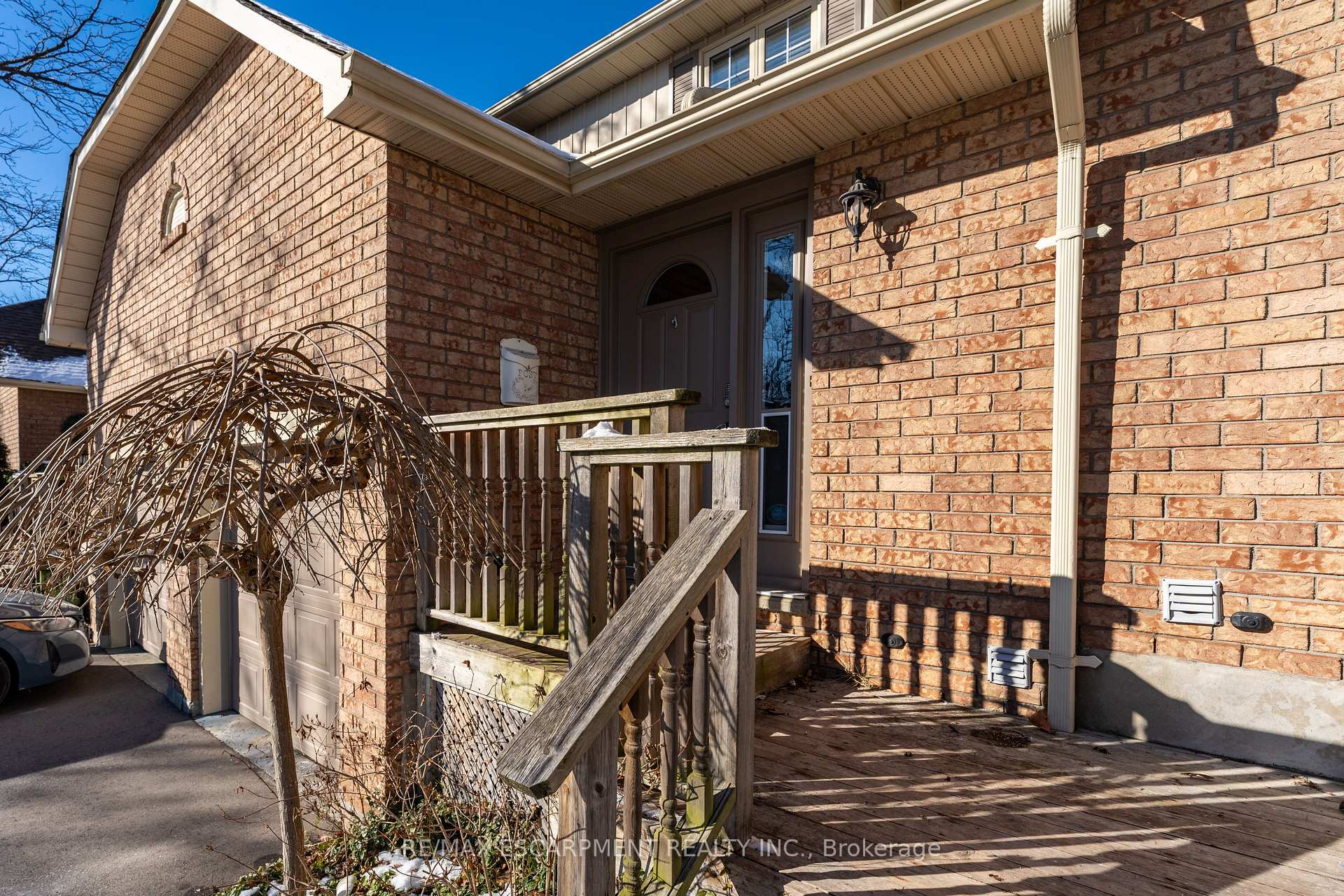 3 Bedrooms Condo at 79 Braeheid,  Hamilton For sale