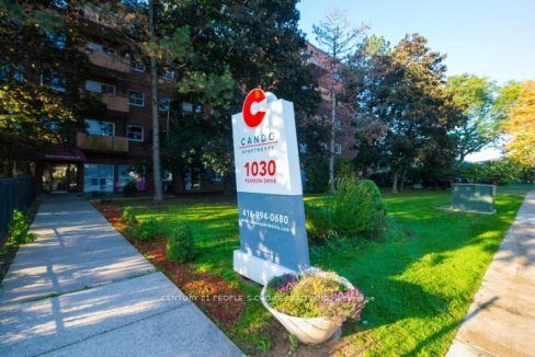 1030 Pearson