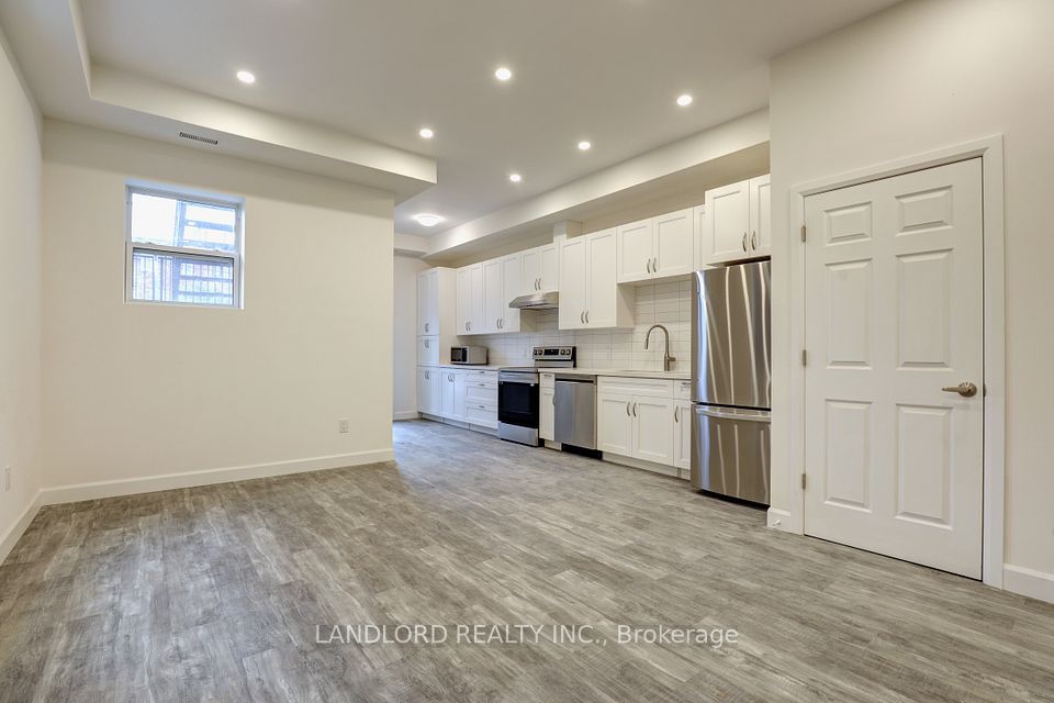 620 Bathurst Street